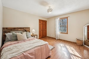 Inwood Ave N-S1403-035.jpg