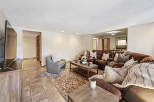 Inwood Ave N-S1403-054.jpg