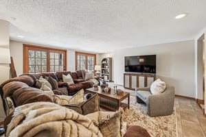 Inwood Ave N-S1403-057.jpg