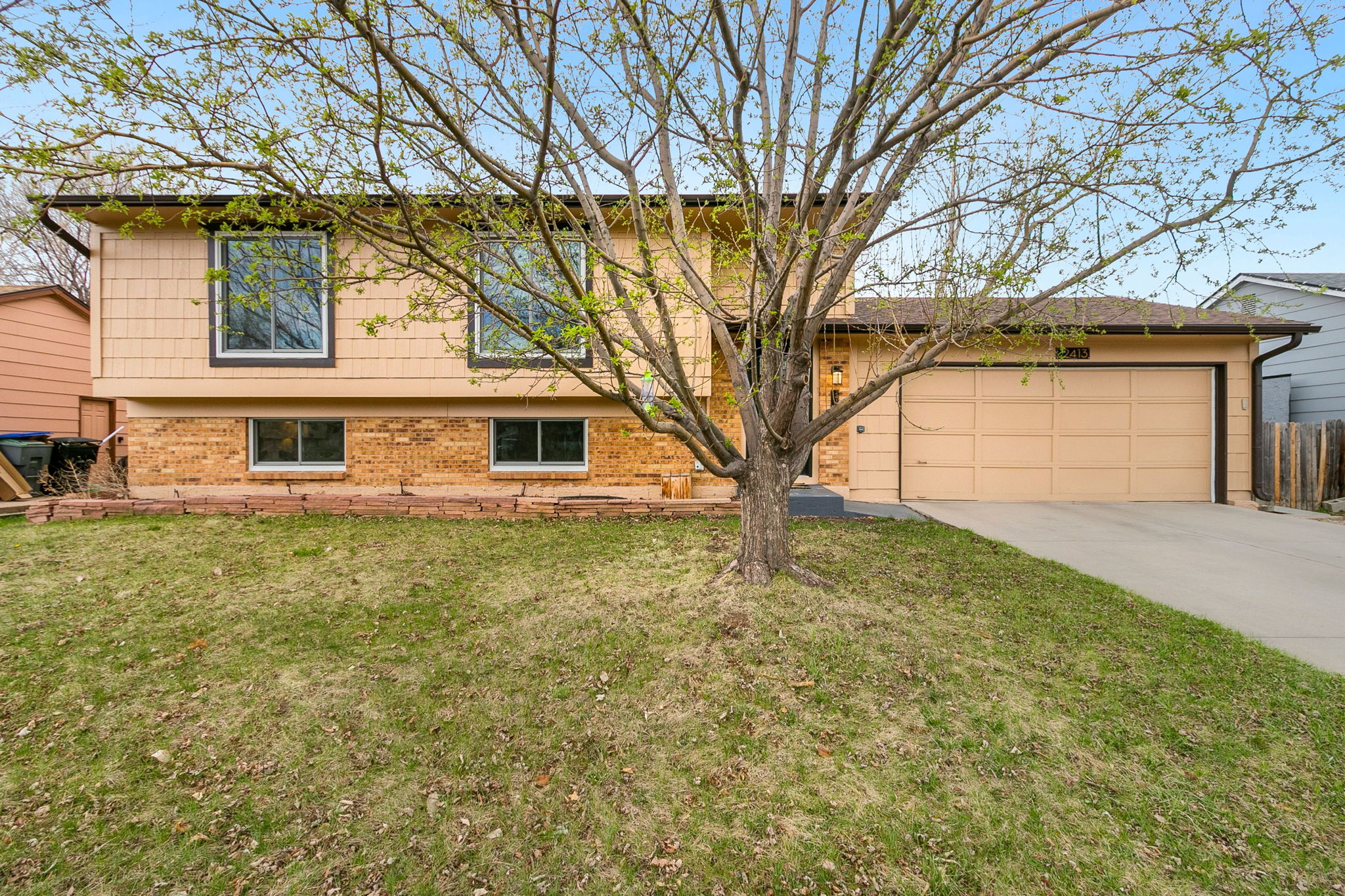 2413 Bowen St, Longmont, CO 80501 Boxwood Photos