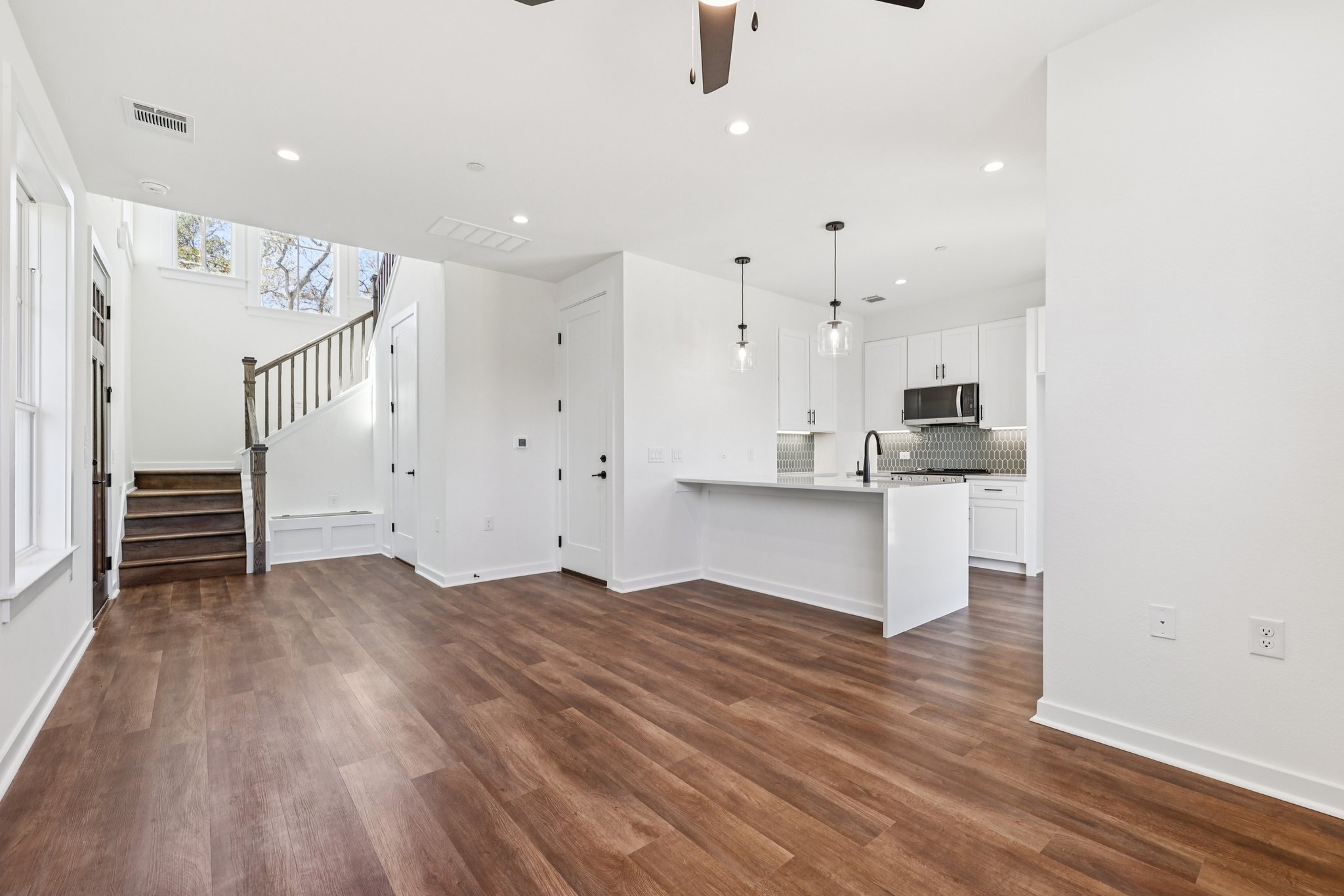 Drew Ln 3-S0511-008.jpg