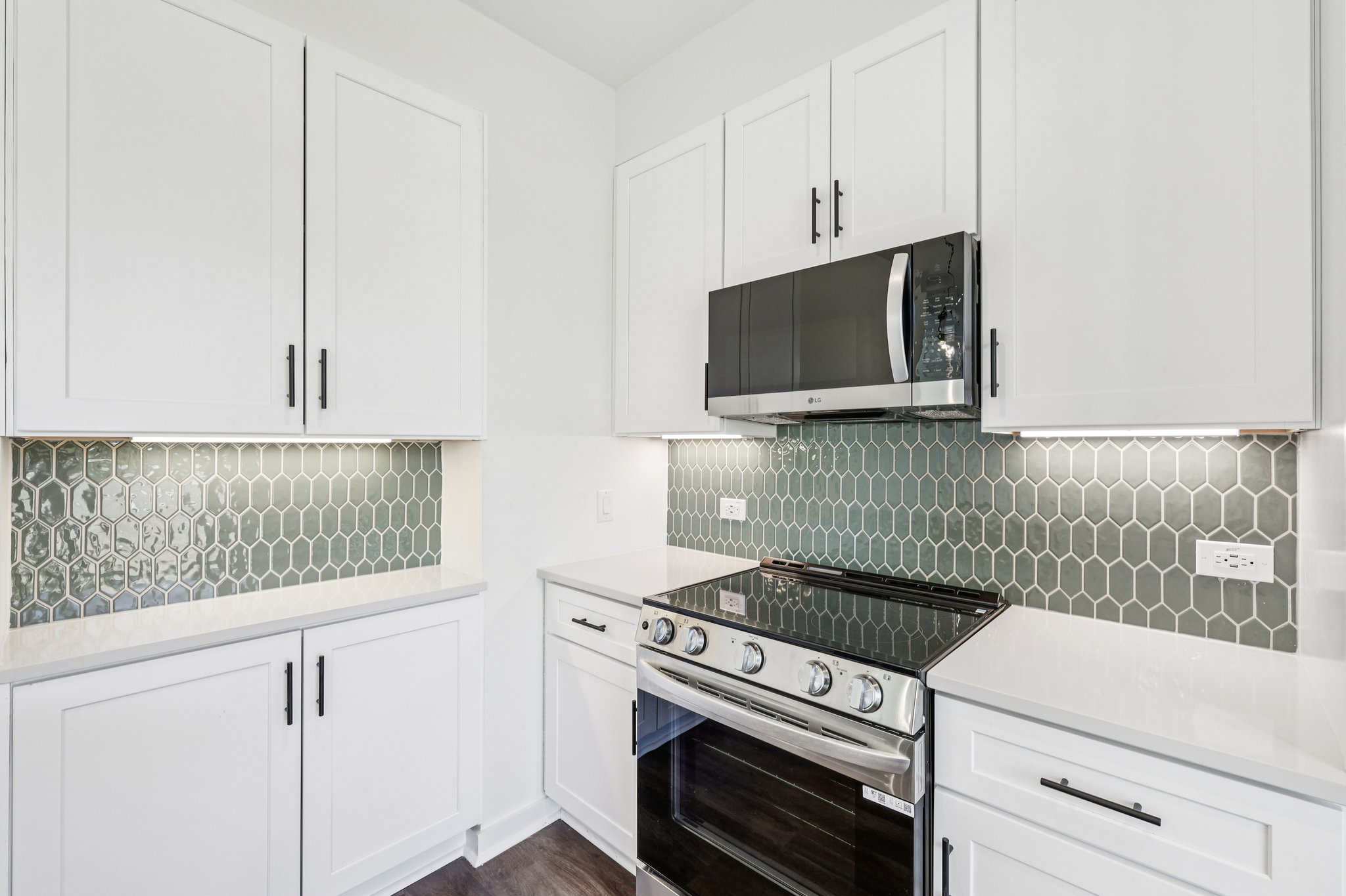 Drew Ln 3-S0511-015.jpg