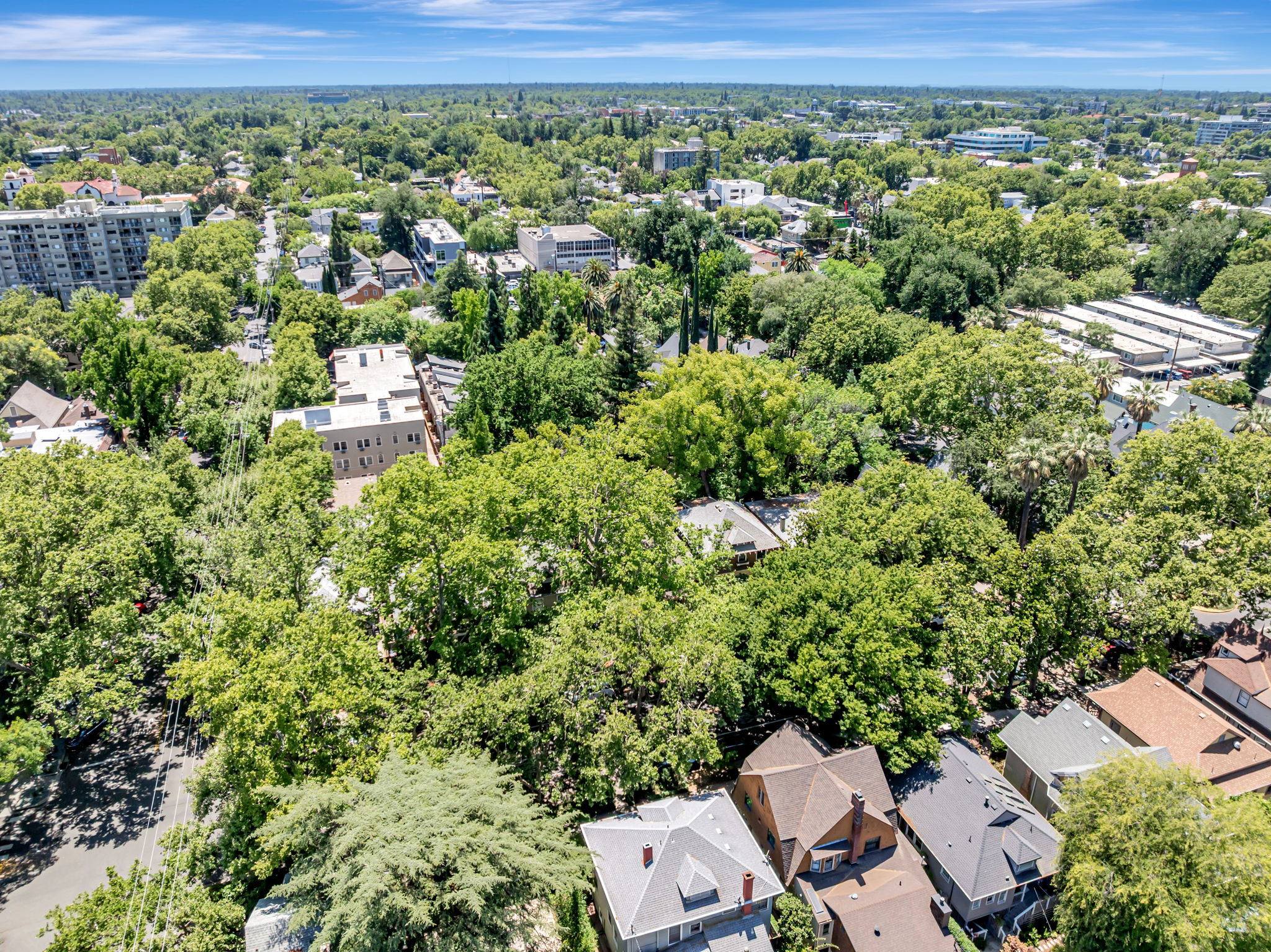 017_AERIAL_ 2414 H St_