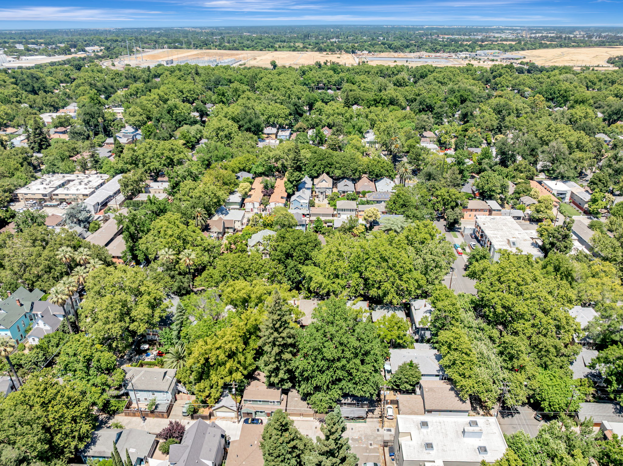 027_AERIAL_ 2414 H St_