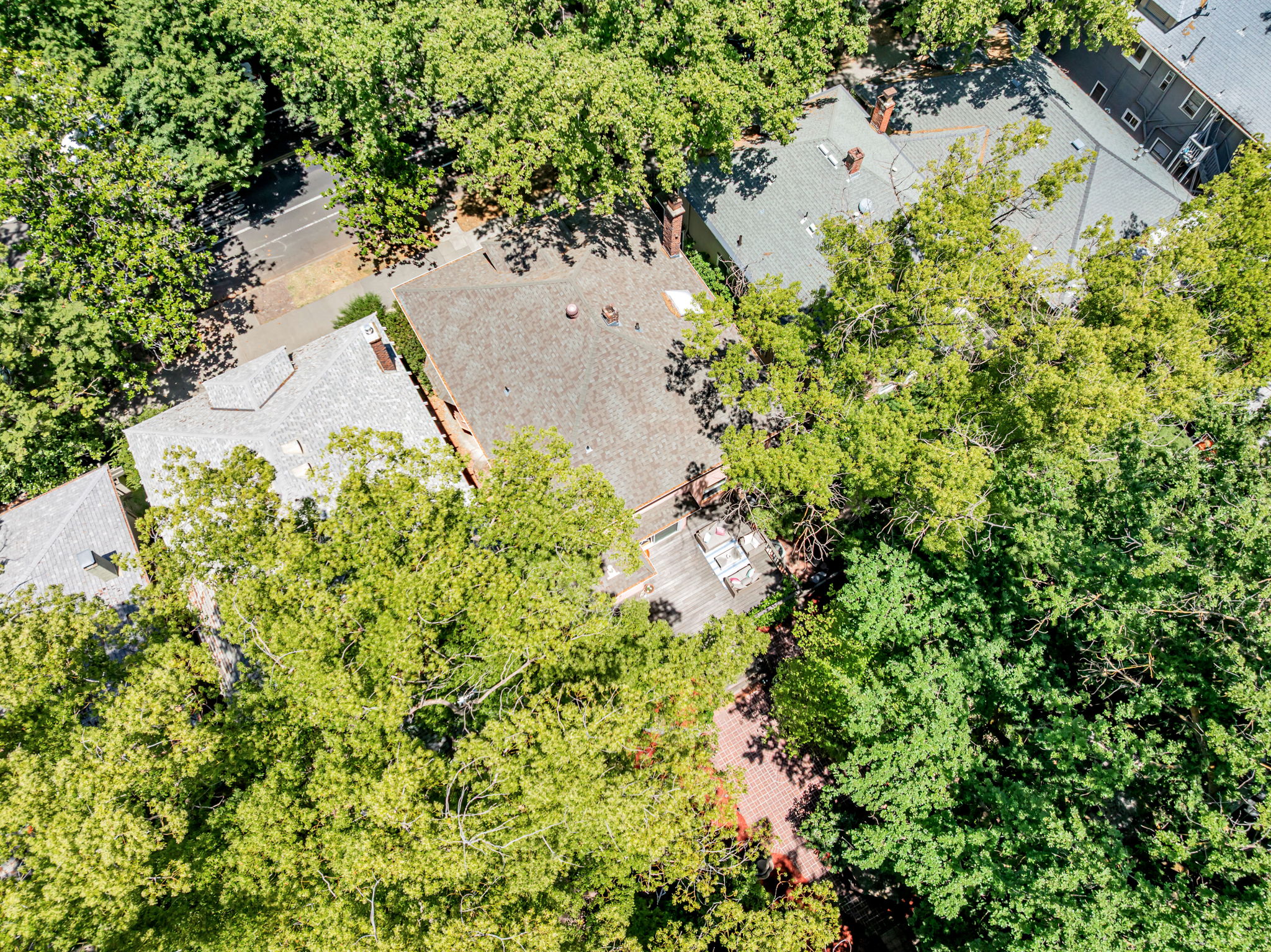 033_AERIAL_ 2414 H St_