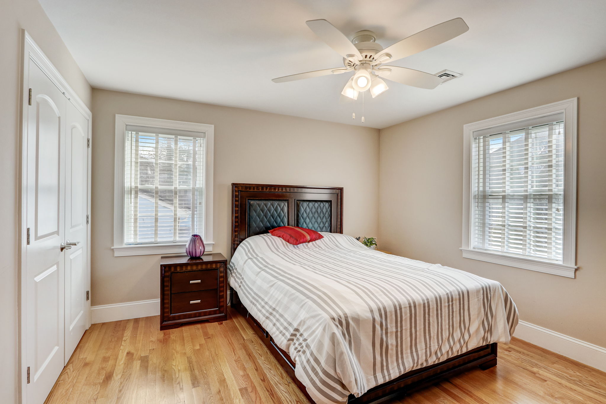  Massachusetts Ave -028