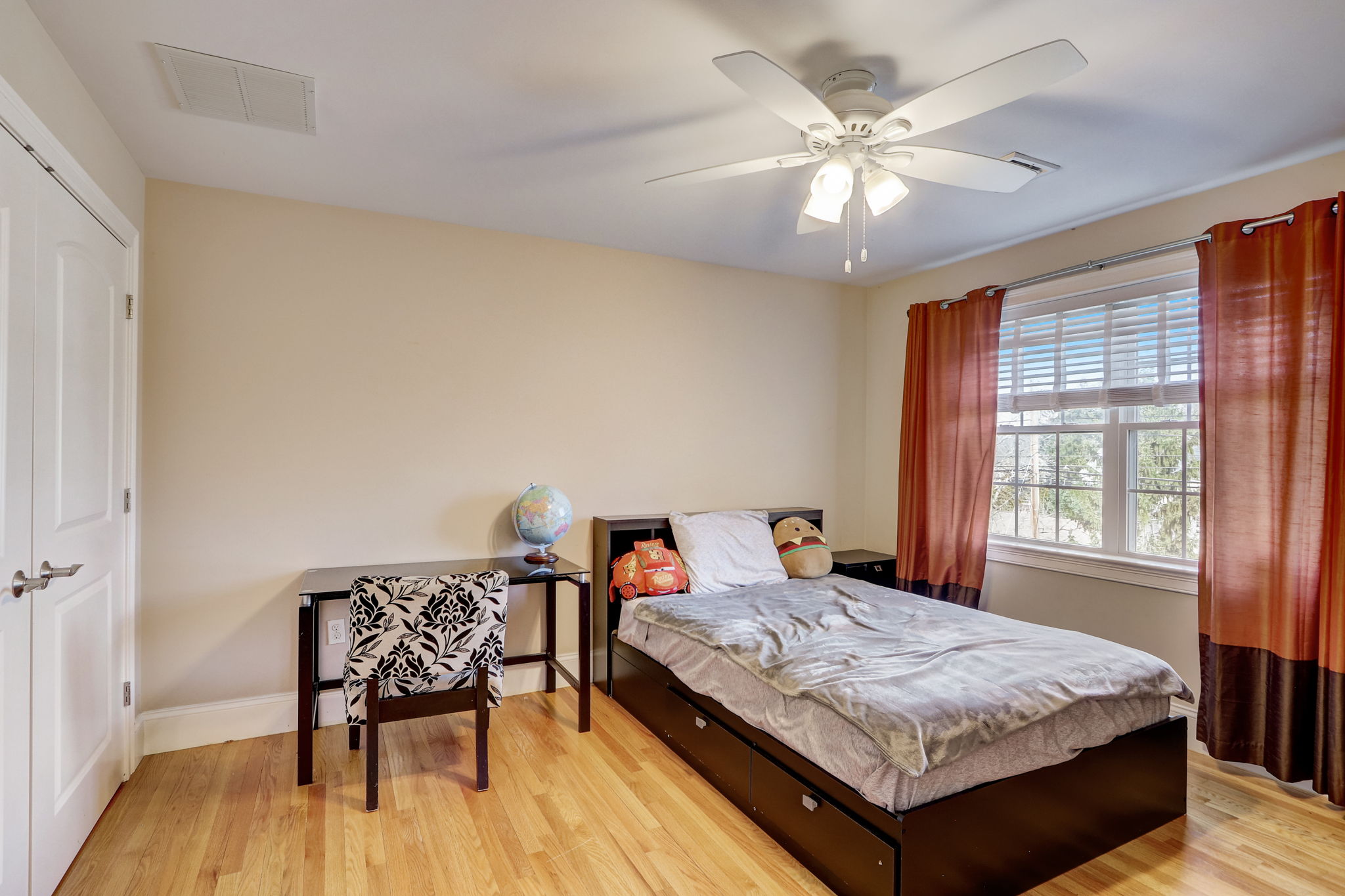  Massachusetts Ave -026