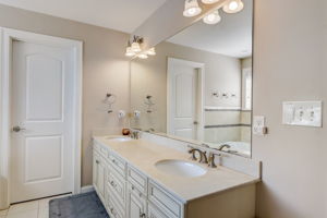  Massachusetts Ave -036