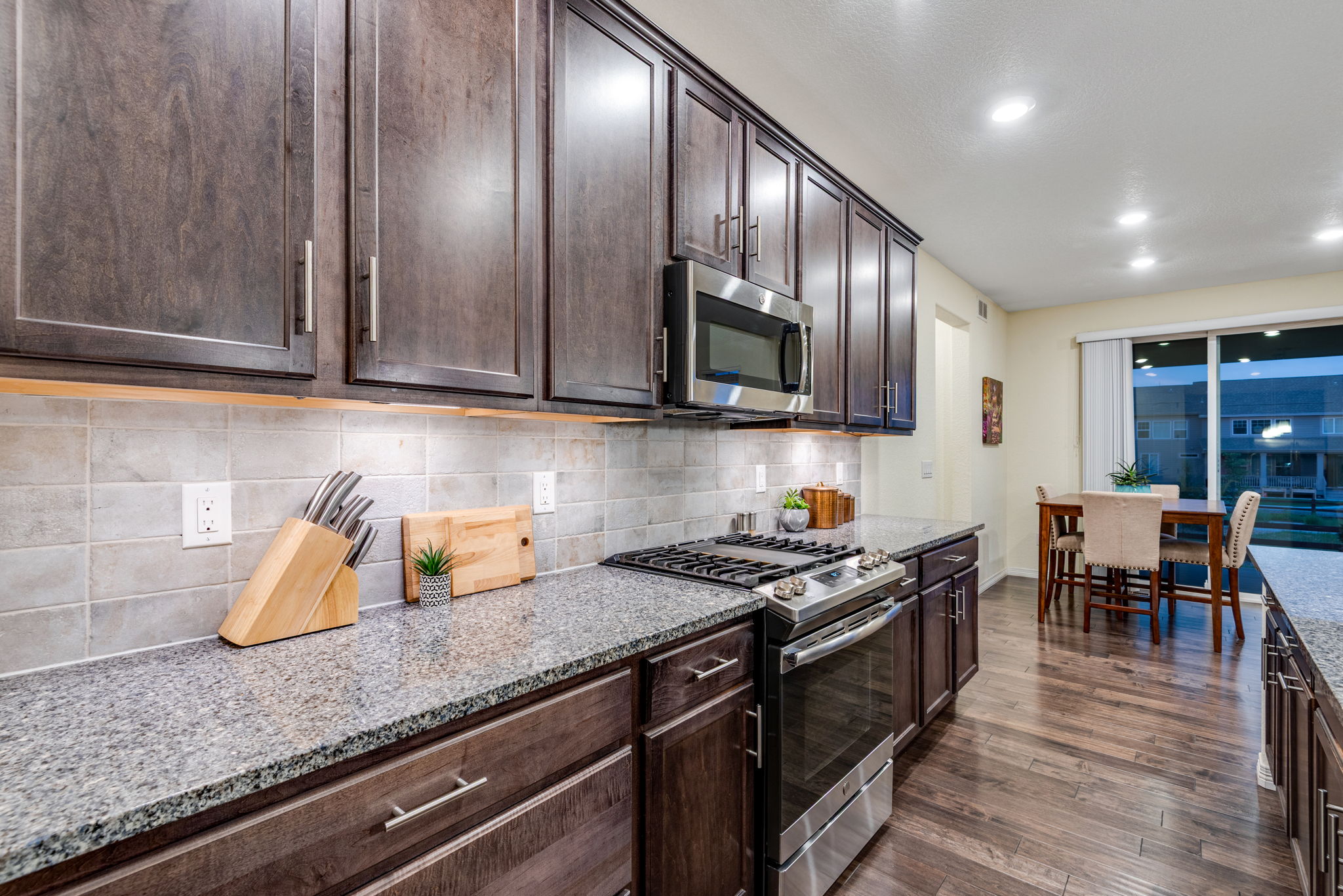 2414 Spotswood Twilight-19
