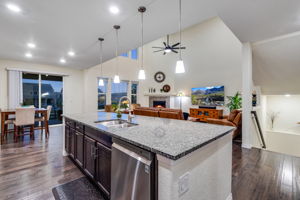2414 Spotswood Twilight-17
