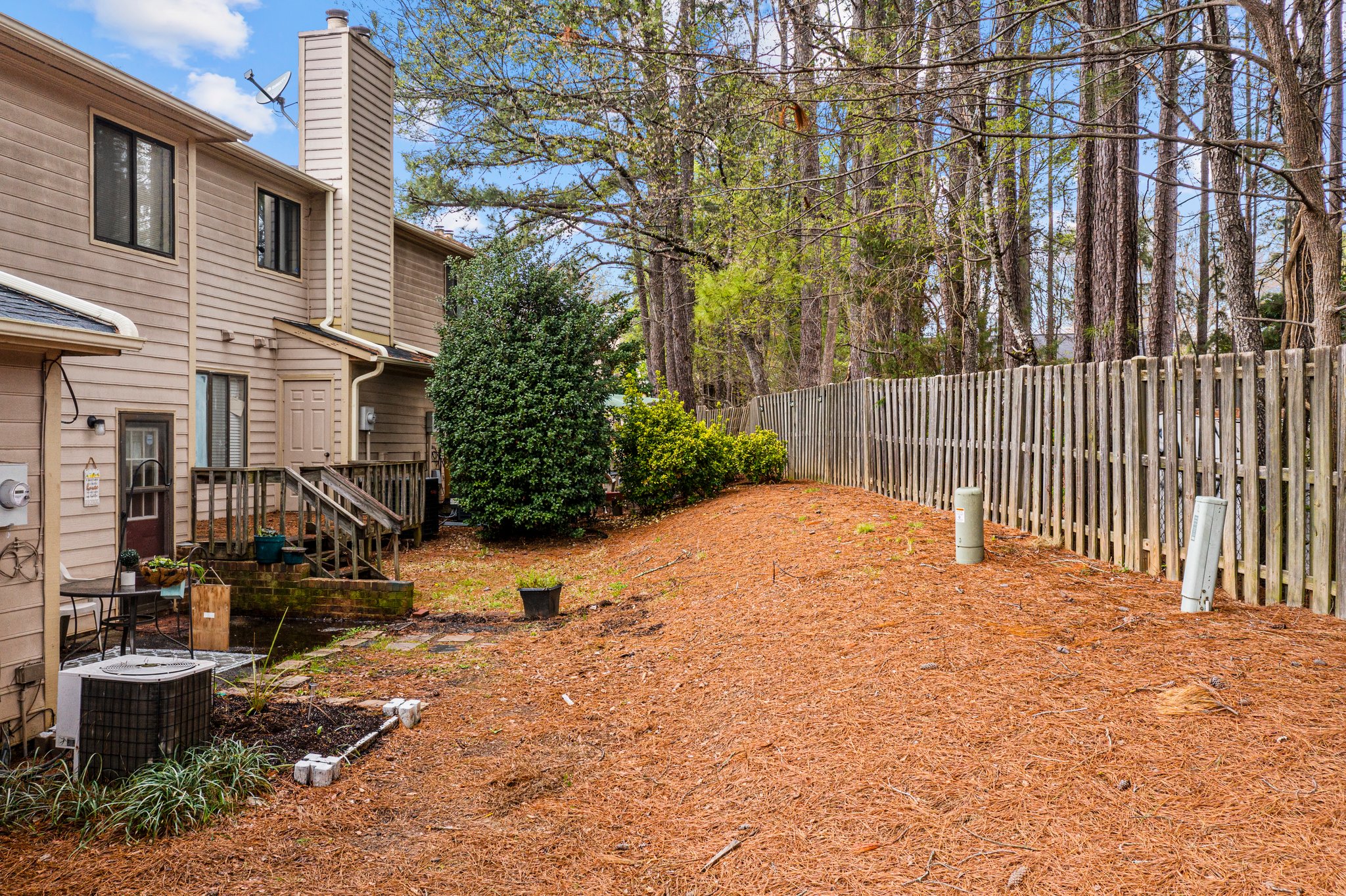 2414 Stadium Dr, Durham, NC 27704, USA Photo 15