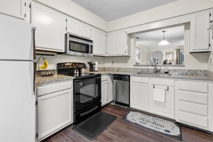2414 Stadium Dr, Durham, NC 27704, USA Photo 23