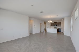 W Gross Ave-011