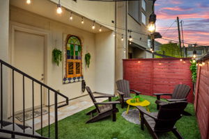 2415 Charleston St, Houston, TX 77021, USA Photo 0