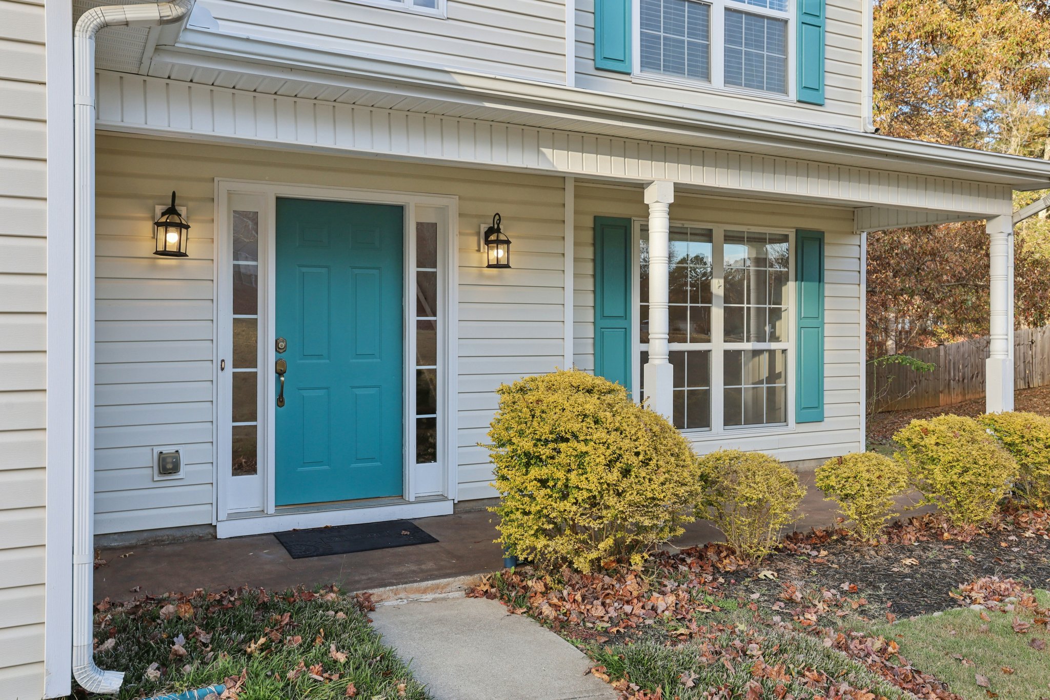 Hamilton Parc Ln NE-S1411-004.jpg