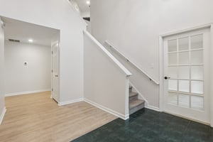 Hamilton Parc Ln NE-S1411-014.jpg