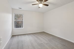 Hamilton Parc Ln NE-S1411-031.jpg