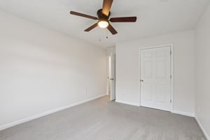 Hamilton Parc Ln NE-S1411-034.jpg