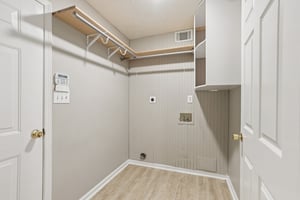 Hamilton Parc Ln NE-S1411-039.jpg