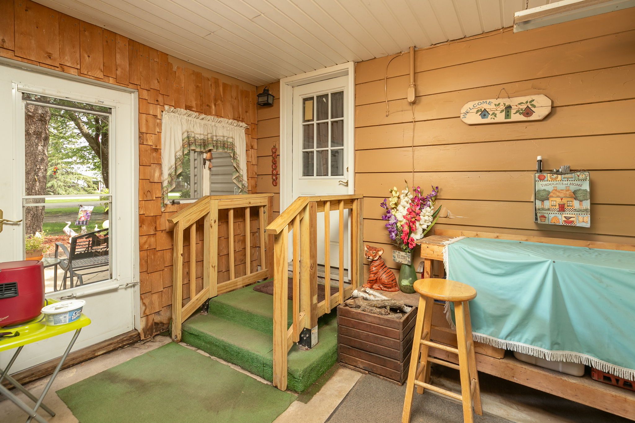 22-Porch