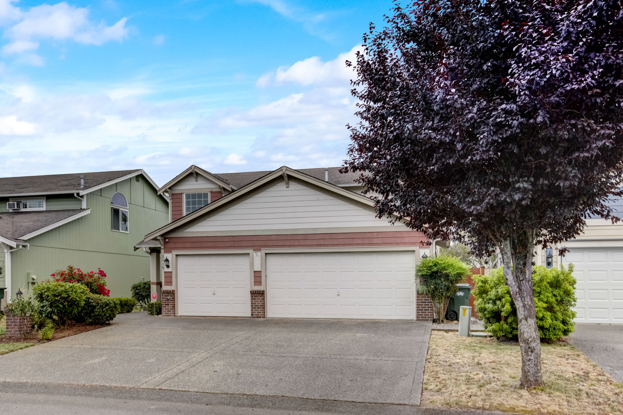 177th Street Ct E-001