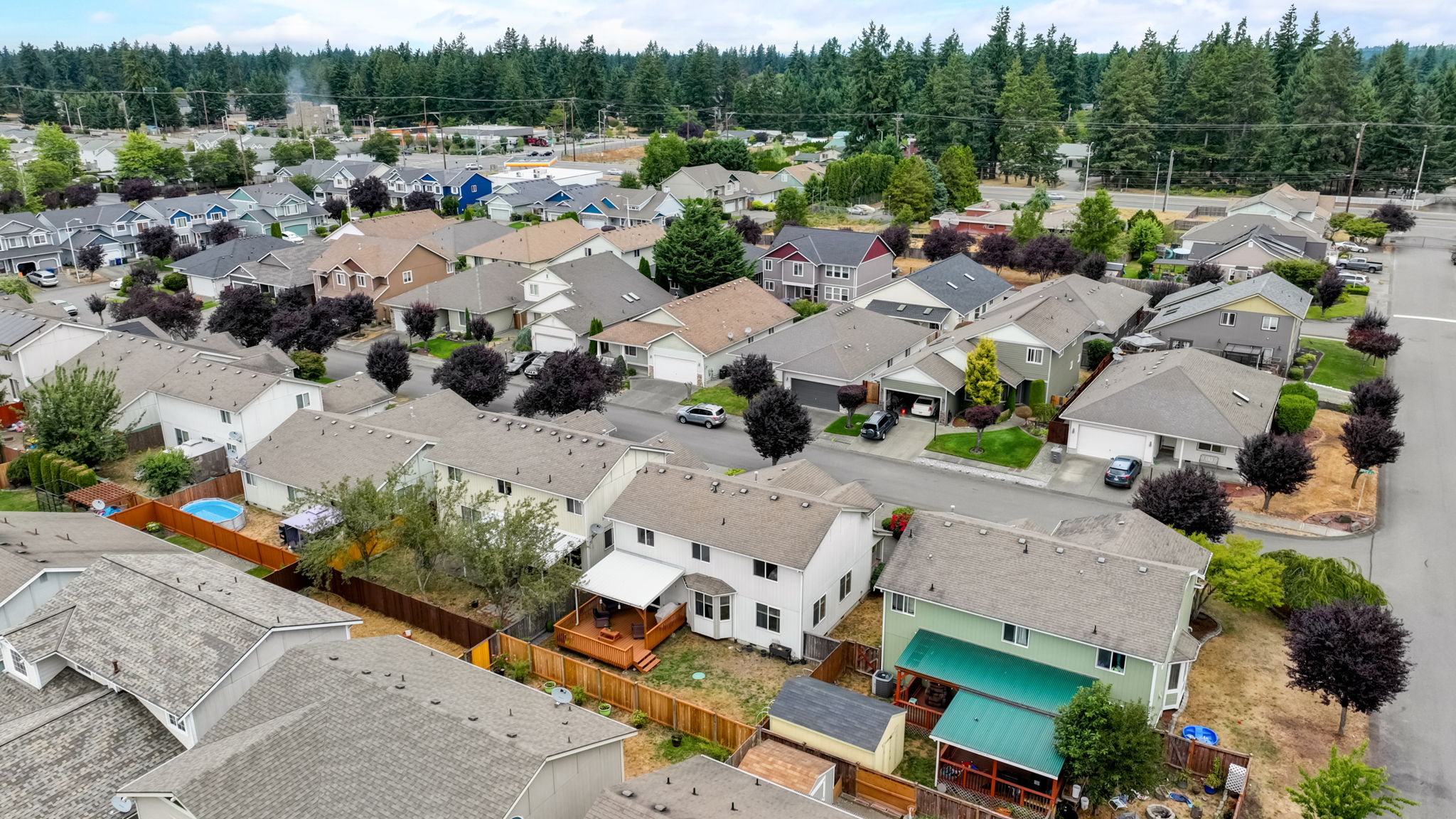 177th Street Ct E-058