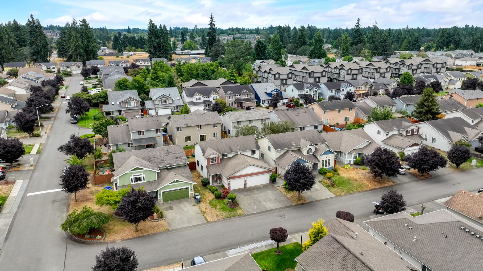 177th Street Ct E-054