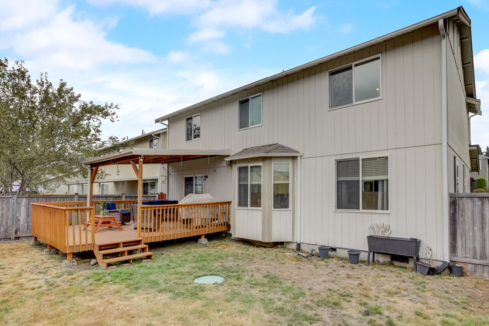 177th Street Ct E-047