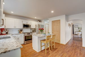 177th Street Ct E-018