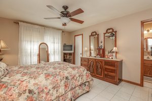 2416 Bullock Trail, Virginia Beach, VA 23454, USA Photo 24