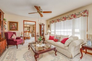 2416 Bullock Trail, Virginia Beach, VA 23454, USA Photo 6
