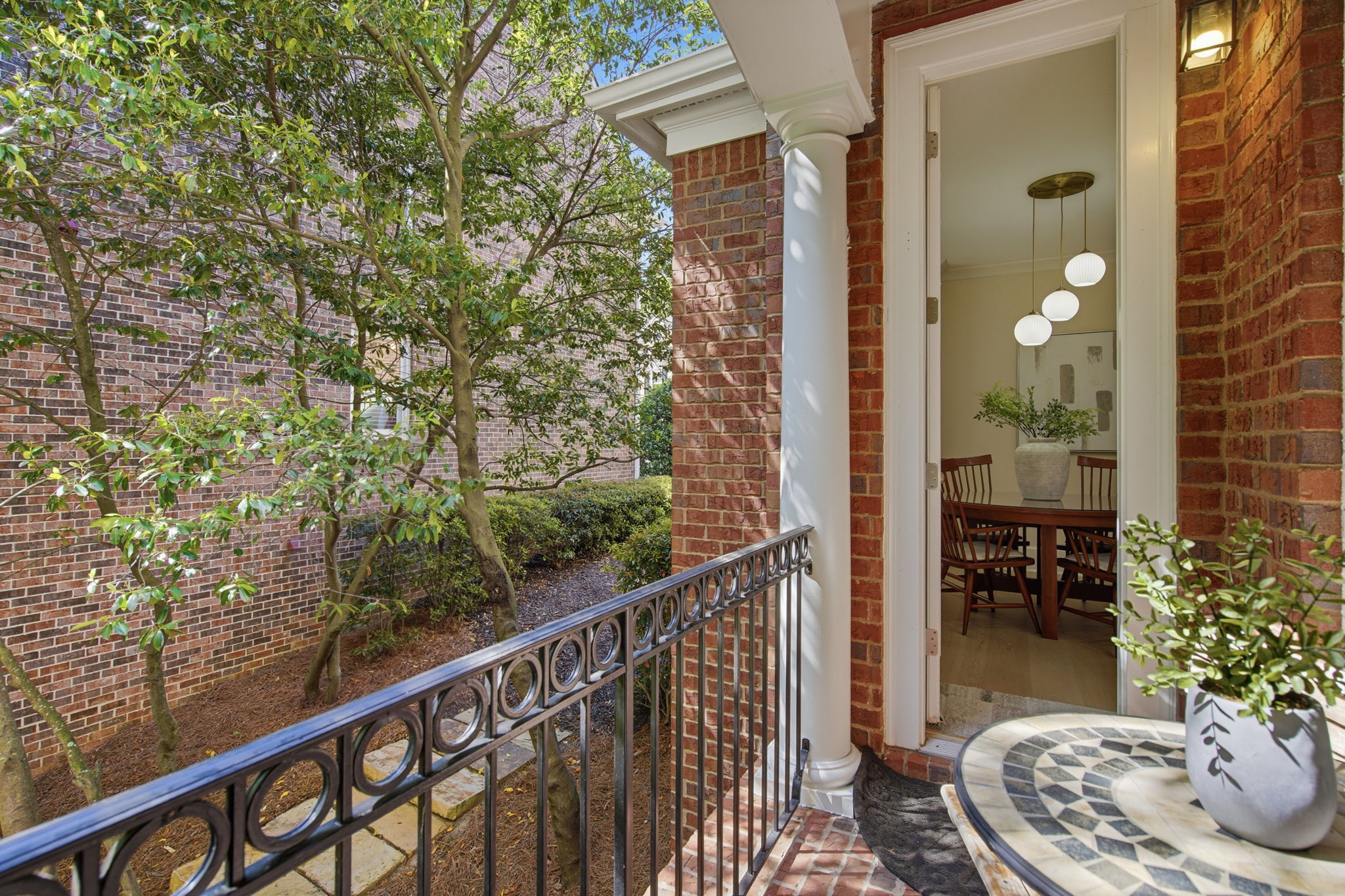 2416-loxford-ln-alpharetta-ga_002