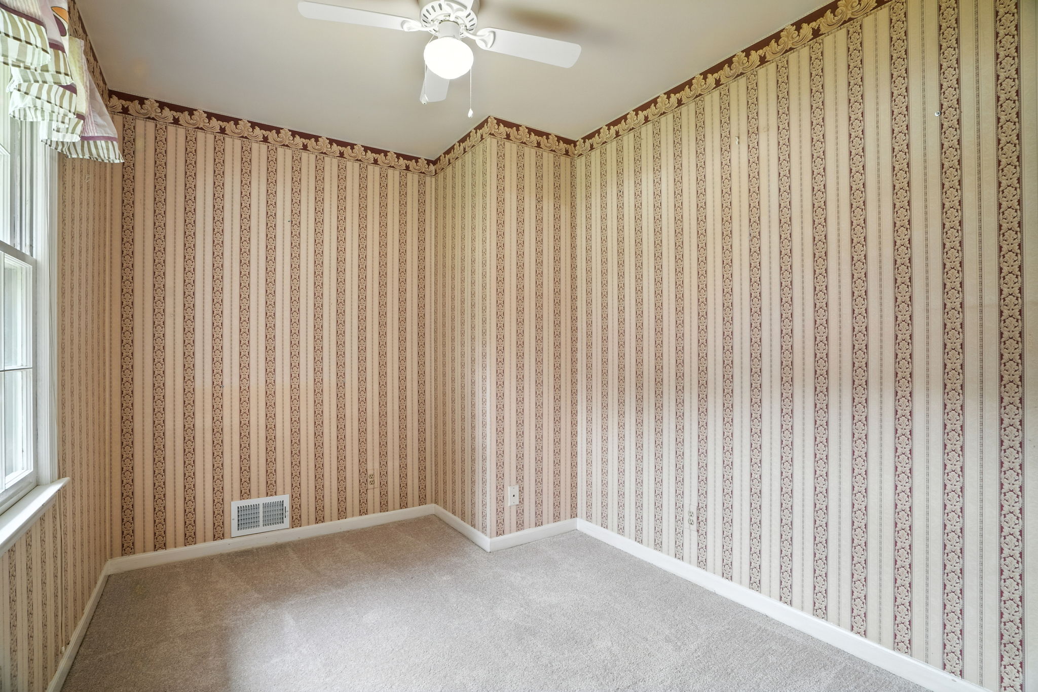 Master Bedroom Sitting Room