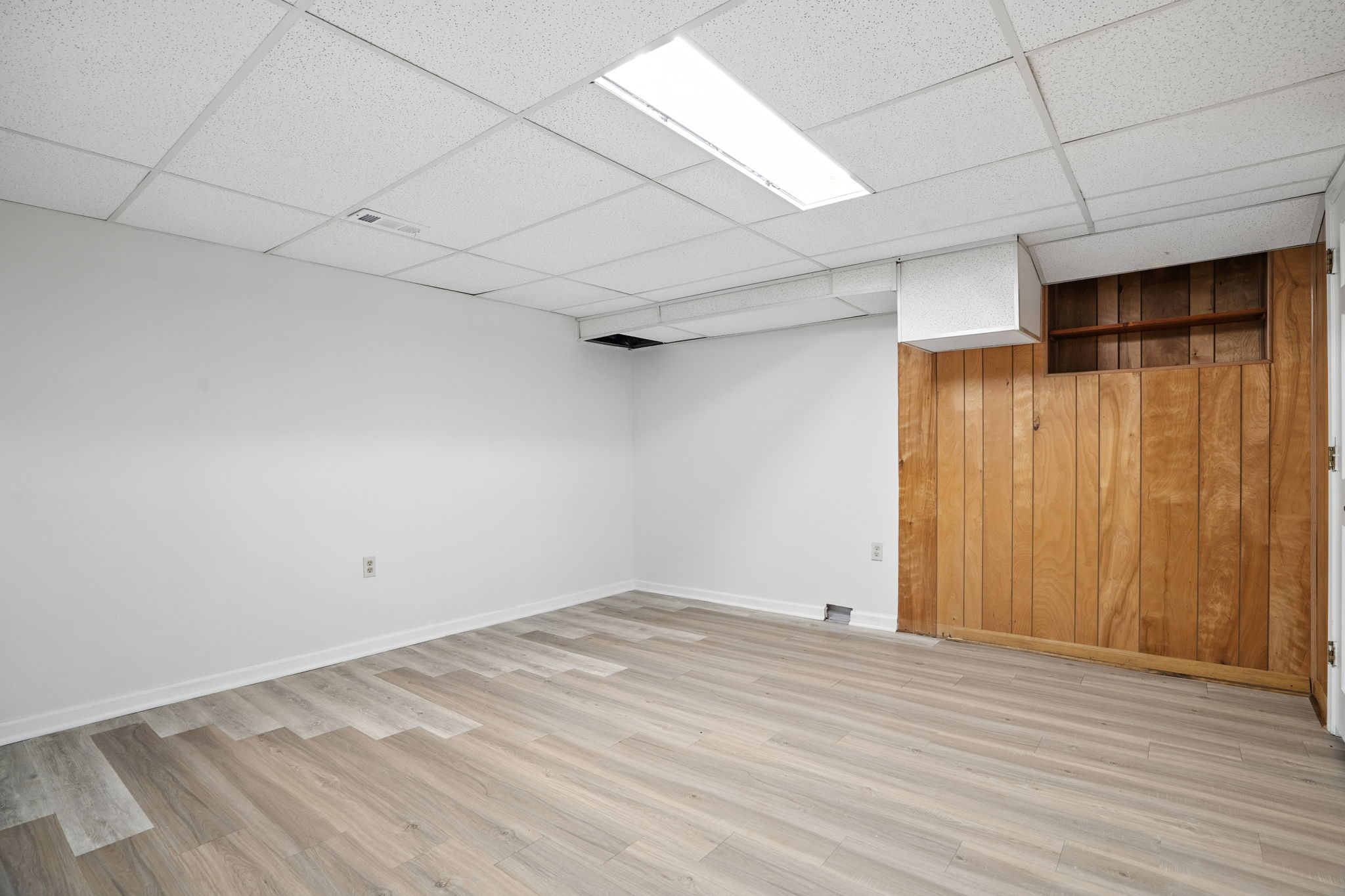 Finished Basement Office Room