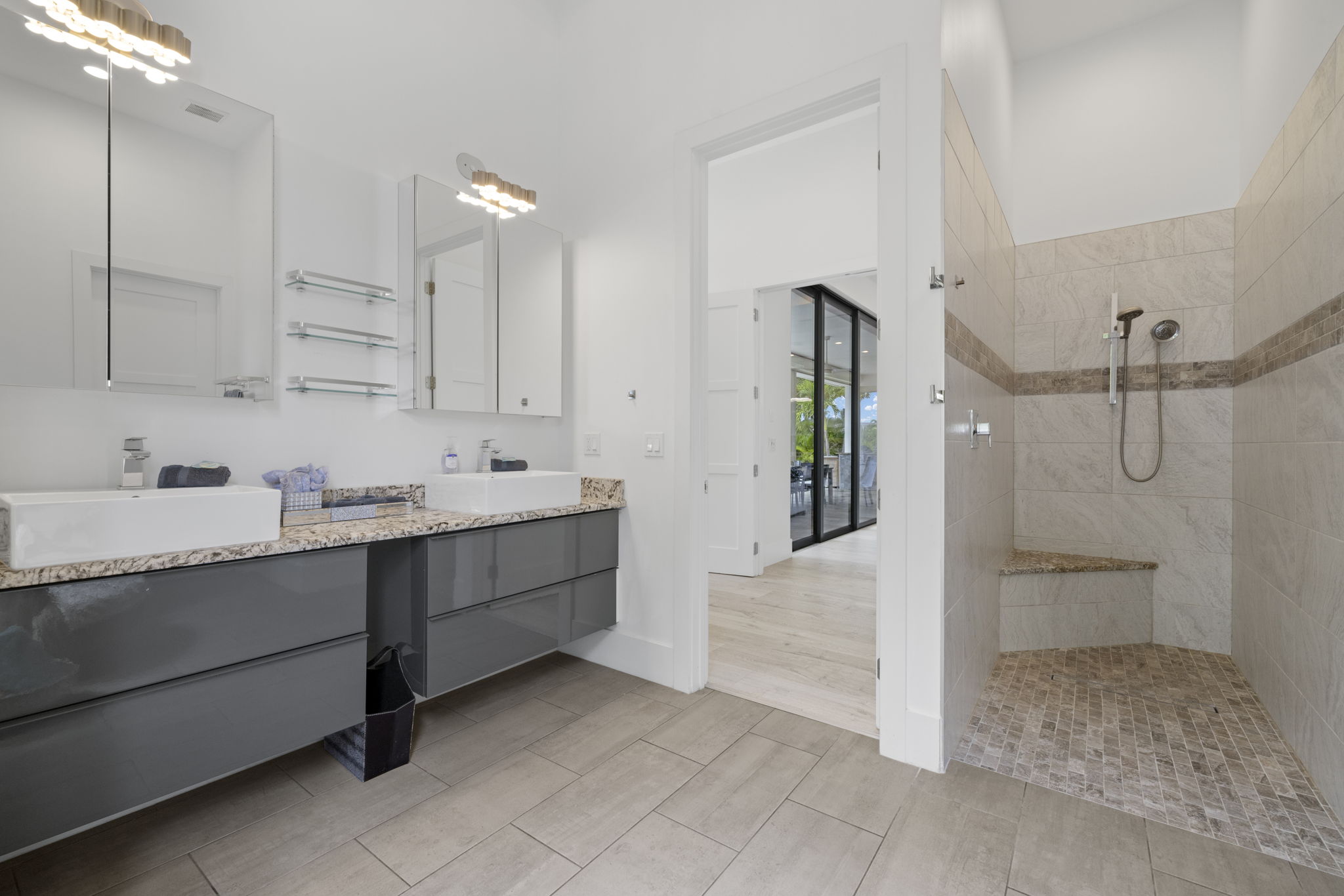 Guest Bathroom 3 (1)