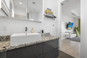 Guest Bathroom 1 (1)