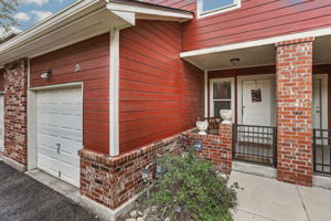  Photo 0