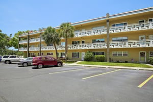 World Pkwy Blvd 26-1805-003.jpg