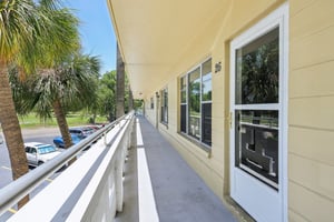 World Pkwy Blvd 26-1805-006.jpg