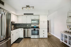 World Pkwy Blvd 26-1805-012.jpg