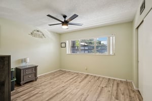 World Pkwy Blvd 26-1805-022.jpg