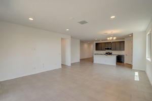 W Gross Ave-008
