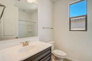 W Gross Ave-018