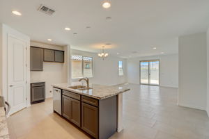 W Gross Ave-014
