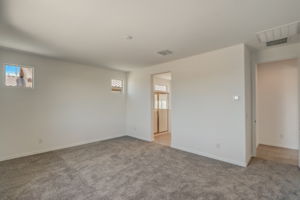 W Gross Ave-027