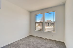 W Gross Ave-016
