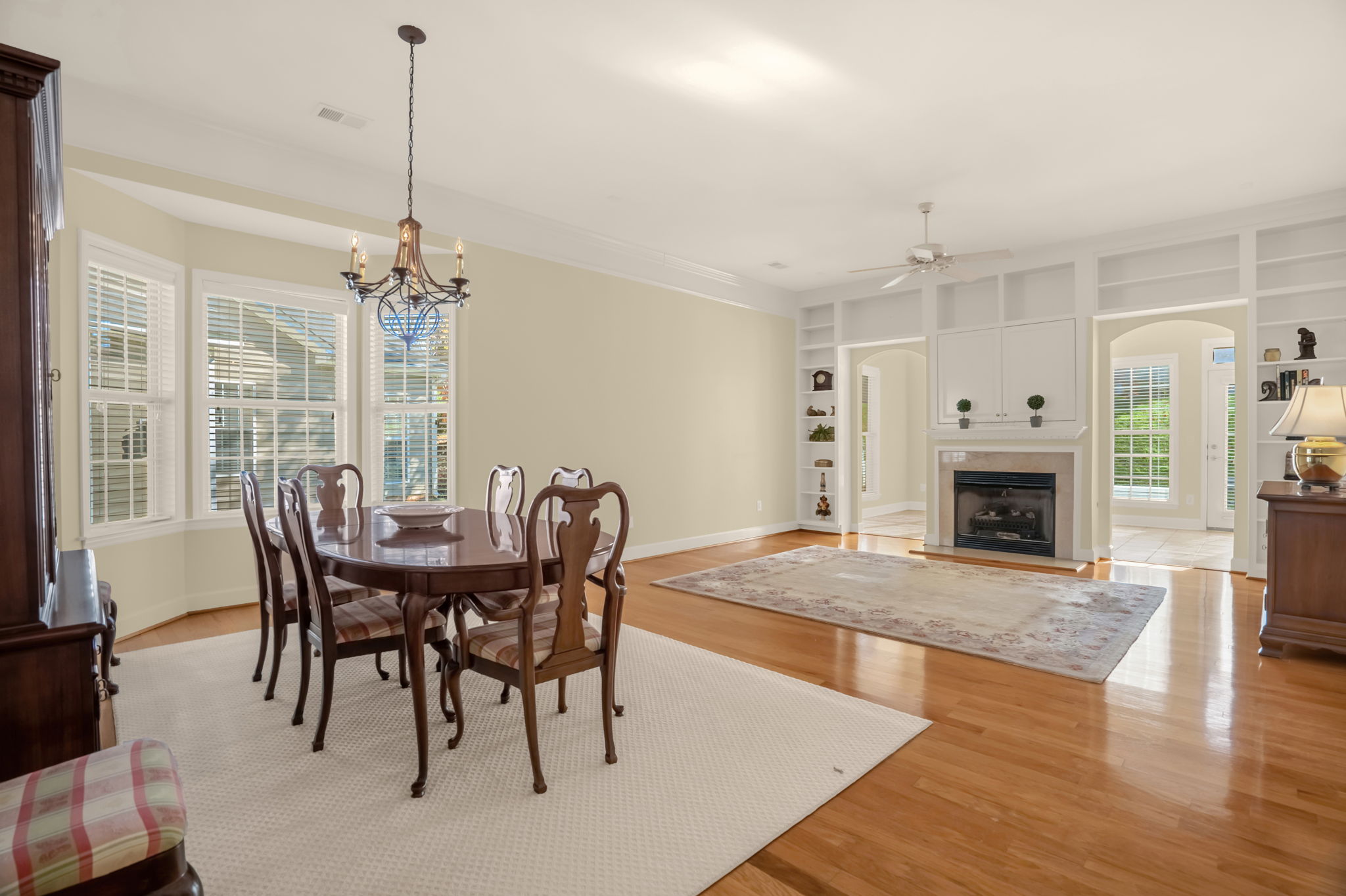 2417 Old Towne Dr-12