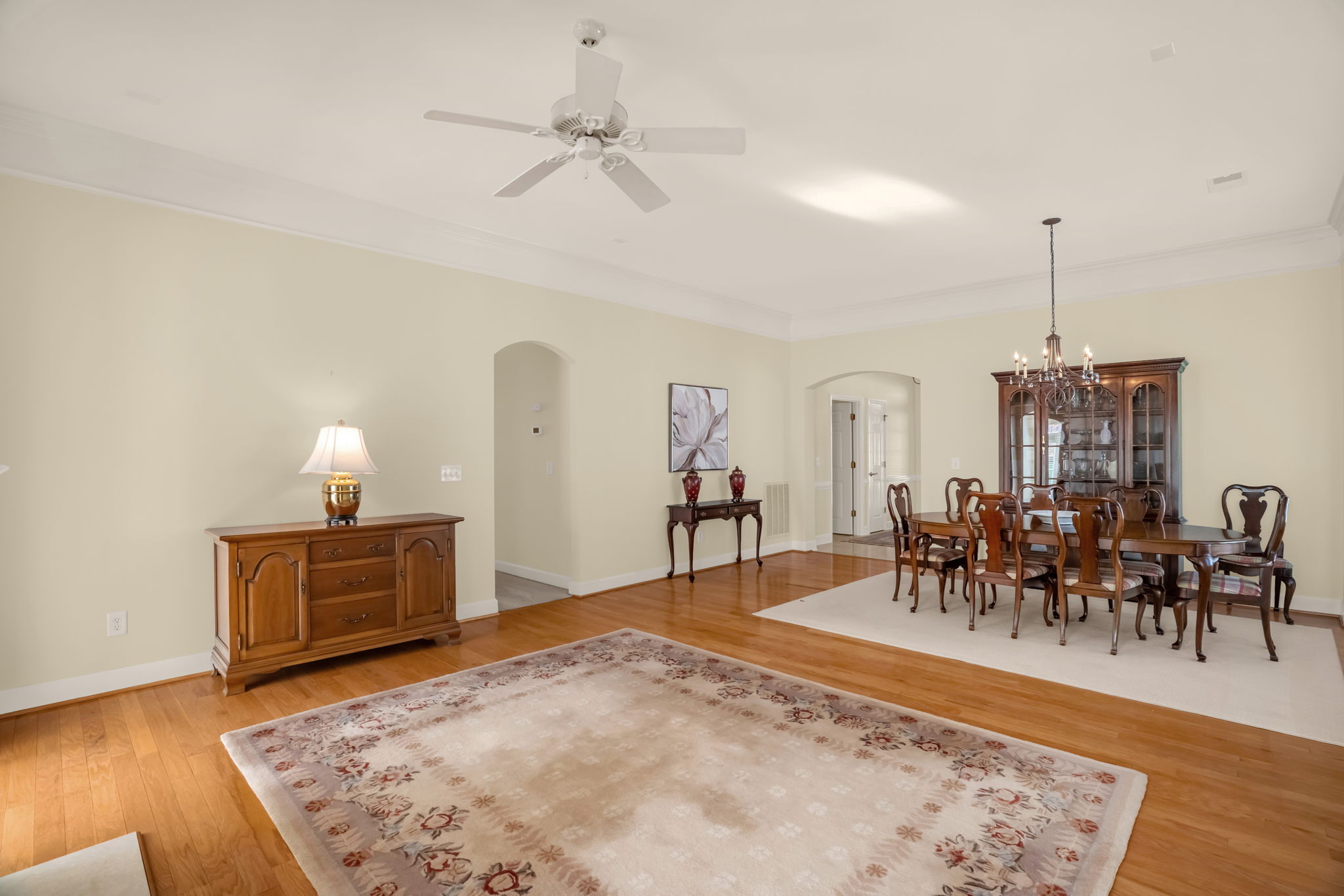 2417 Old Towne Dr-16