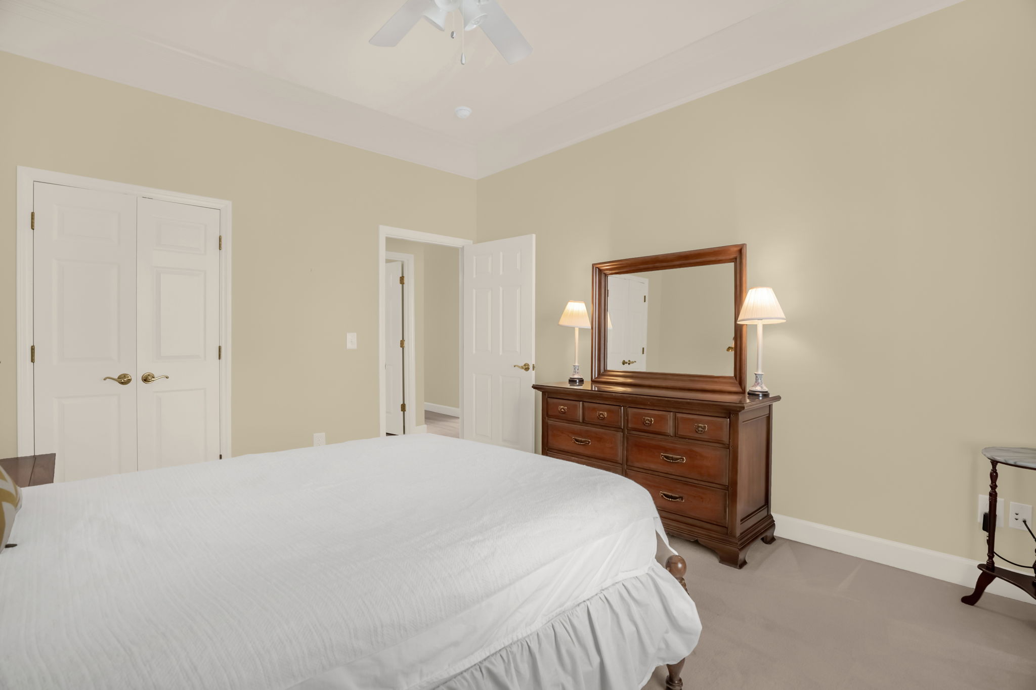 2417 Old Towne Dr-27