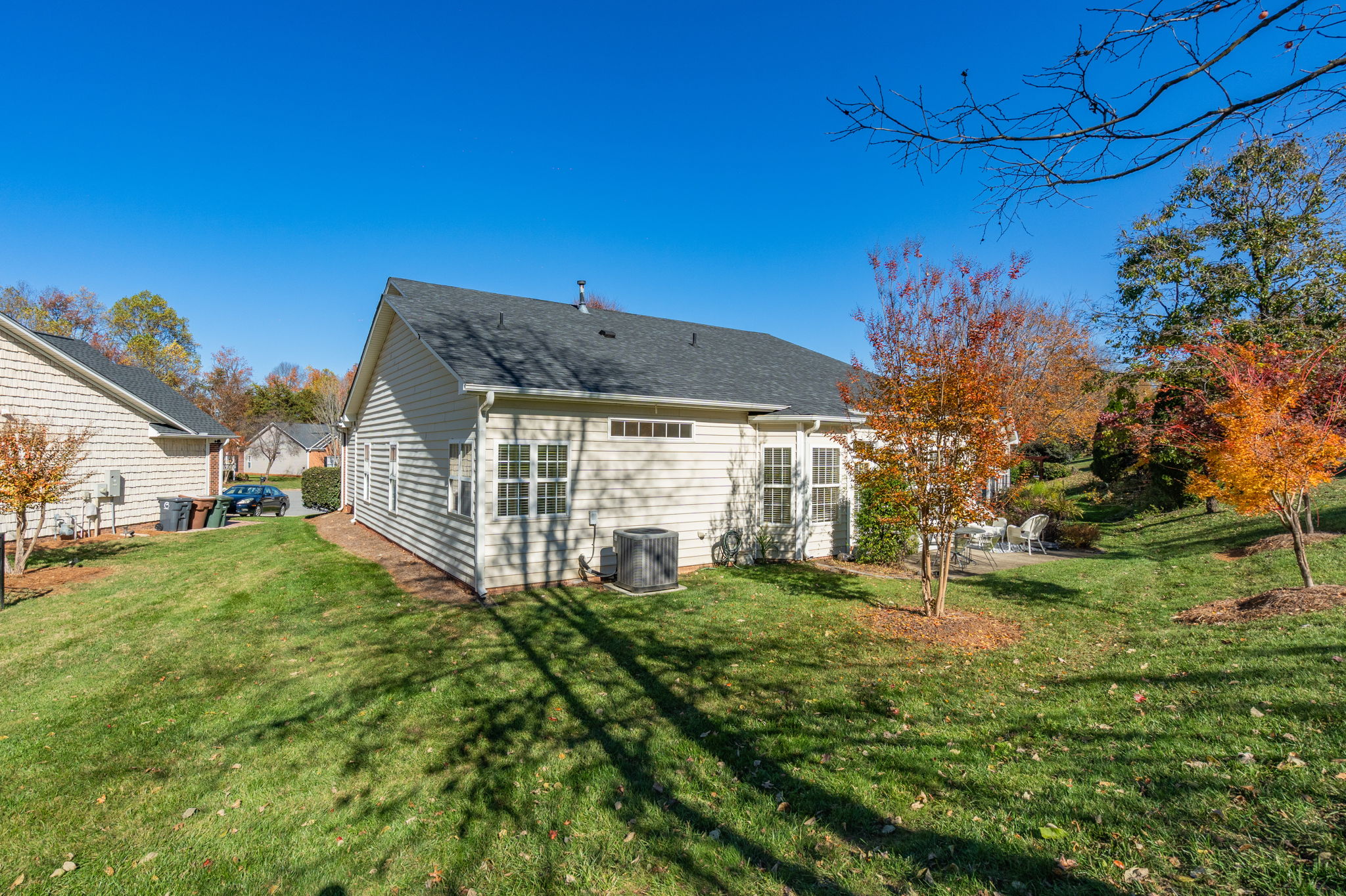 2417 Old Towne Dr-32